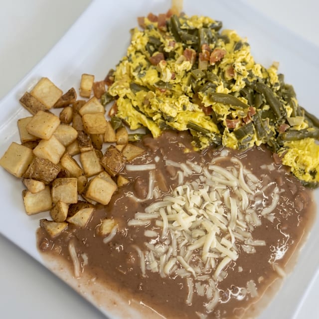 Nopales con Huevo (Nopal with Egg).