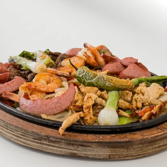 Parrillada (Mixed Grill Plate).