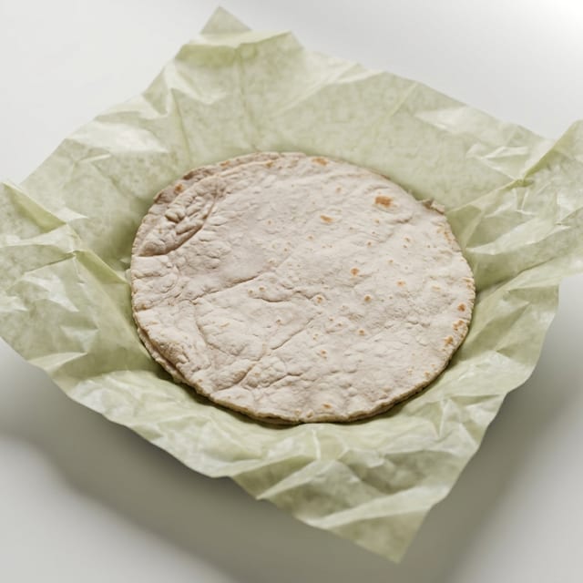 Tortillas de Maíz (Handmade Corn Tortillas).